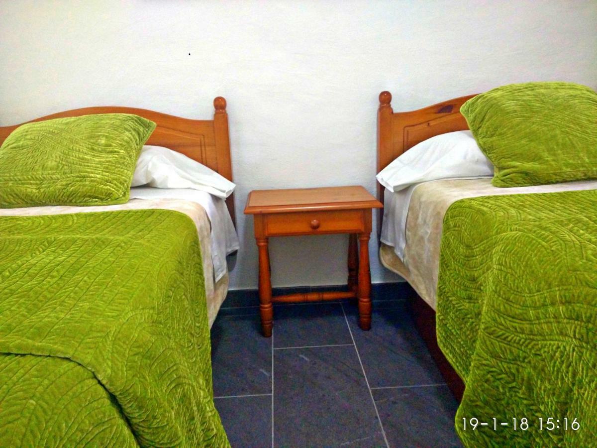 Ocean Breeze Faro Sardina Apartment Exterior photo